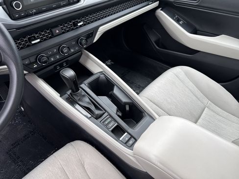 Certified 2023 Honda Accord EX image 26