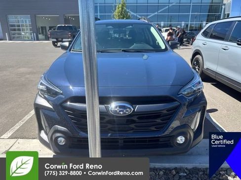 Used 2025 Subaru Outback AWD/4WD image 2