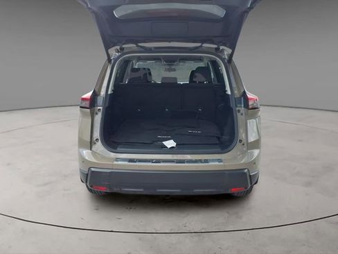 Used 2025 Nissan Rogue SV AWD/4WD image 8