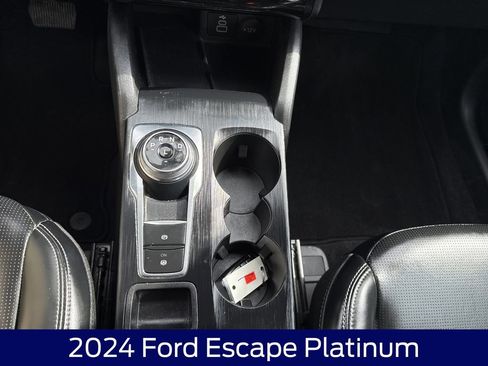 Used 2024 Ford Escape Platinum AWD/4WD image 24