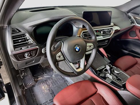 Used 2024 BMW X4 xDrive30i w/ Premium Package AWD/4WD image 9