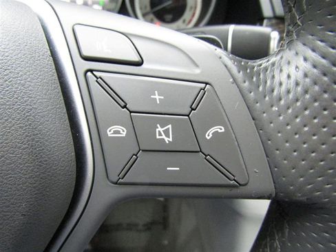 Used 2015 Mercedes-Benz E 350 Sedan w/ Premium 1 Package image 15