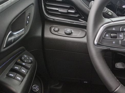 New 2026 Buick Envista Sport Touring w/ Convenience II Package FWD image 26