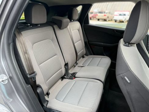 Used 2021 Ford Escape S image 26