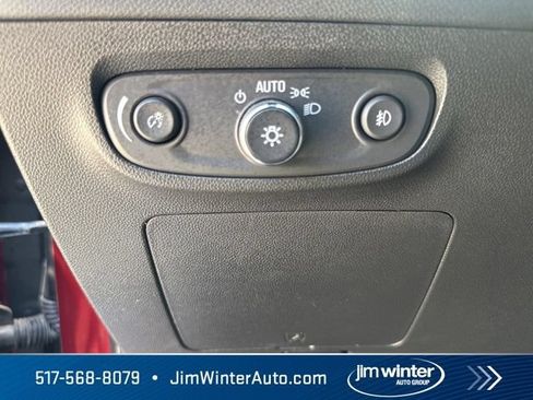 Used 2023 Buick Encore GX Essence w/ Experience Buick Package FWD image 25