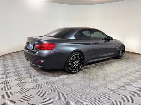 Used 2016 BMW M4 Convertible image 7
