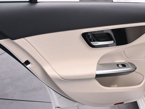 Used 2023 Mercedes-Benz C 300 4MATIC Sedan image 17