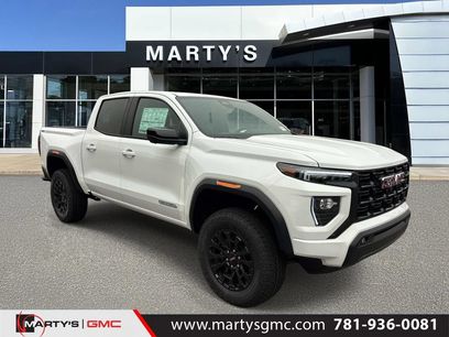 New 2026 GMC Canyon Elevation w/ Convenience Package