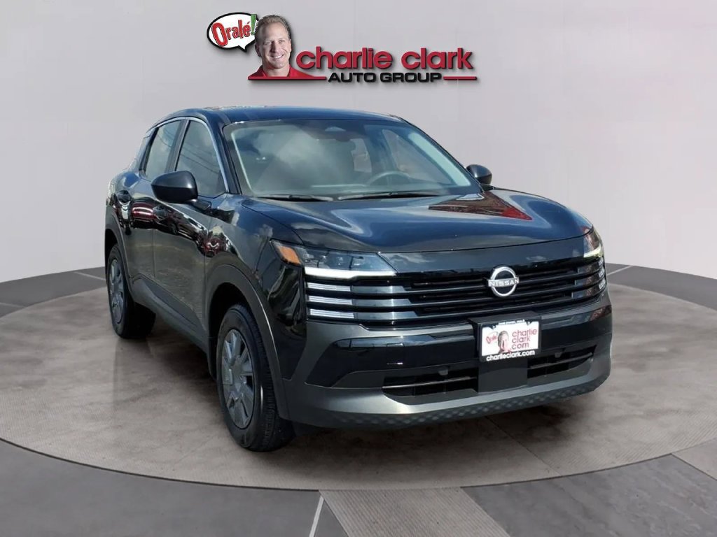 Used 2025 Nissan Kicks S FWD image 7