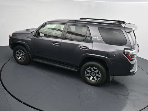 Used 2022 Toyota 4Runner TRD Off-Road Premium AWD/4WD image 27