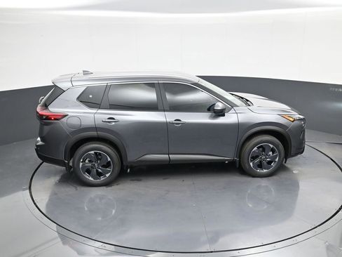 New 2026 Nissan Rogue SV image 32
