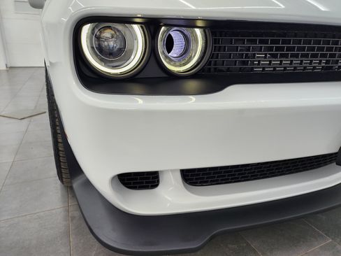 Used 2019 Dodge Challenger SRT Hellcat Redeye RWD image 23