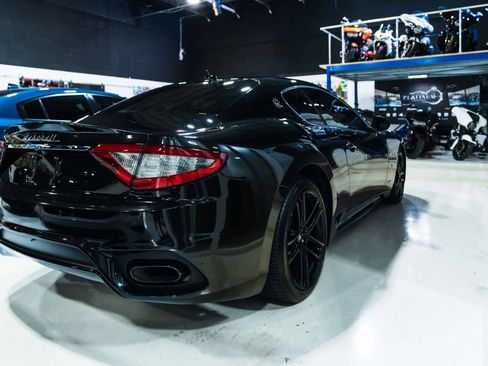 Used 2018 Maserati GranTurismo MC RWD image 6