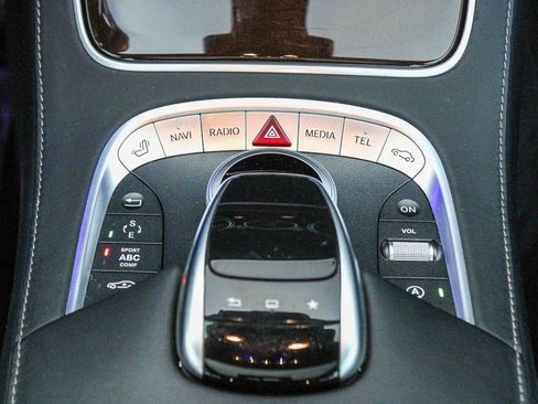 Used 2016 Mercedes-Benz Maybach S 600 image 14