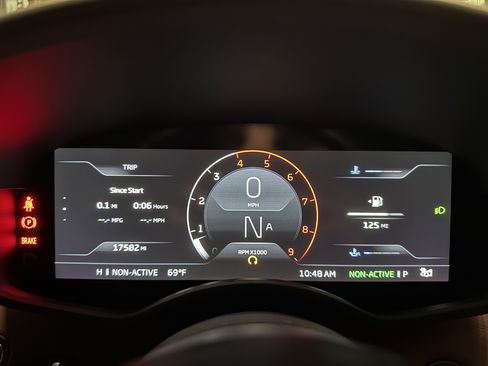 Used 2023 McLaren GT RWD image 18