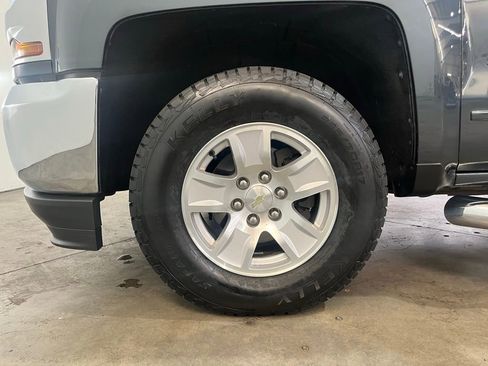 Used 2018 Chevrolet Silverado 1500 LT w/ All Star Edition image 14