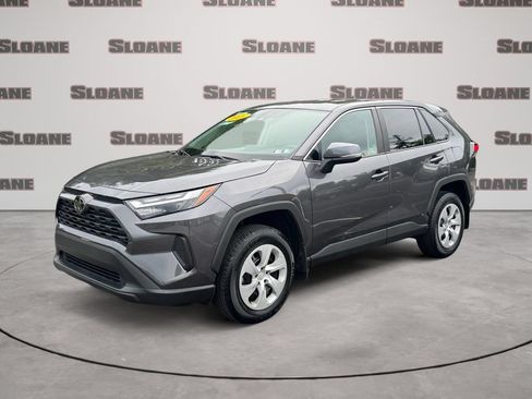 Used 2024 Toyota RAV4 LE AWD/4WD image 1