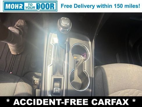 Used 2018 Chevrolet Equinox LT w/ Sun & Infotainment Package FWD image 26