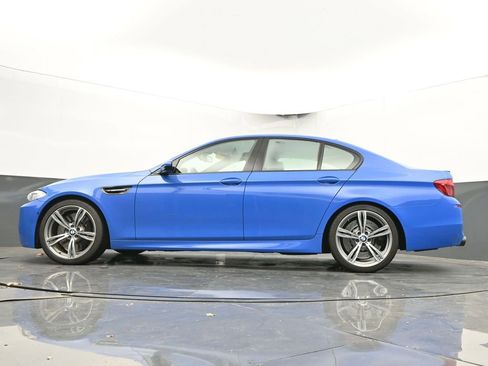 Used 2013 BMW M5 Base image 40