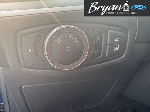 Used 2023 Ford Edge SEL w/ Convenience Package image 19