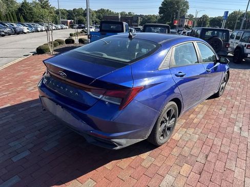 Used 2021 Hyundai Elantra SEL FWD image 14