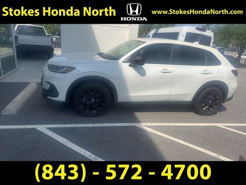 Used 2024 Honda HR-V Sport image 1