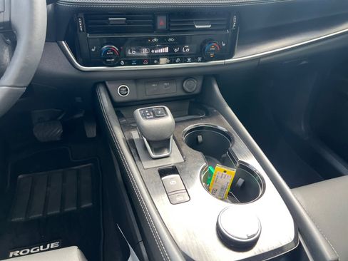 Certified 2021 Nissan Rogue SL image 14