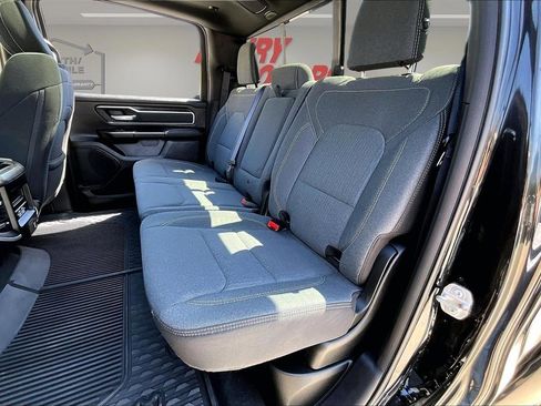 Used 2022 RAM 1500 Big Horn AWD/4WD image 25