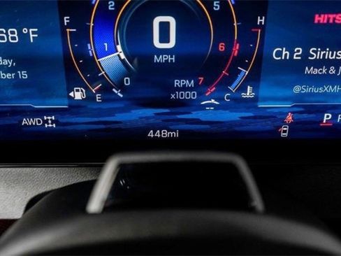 Used 2026 Chevrolet Traverse RS image 69