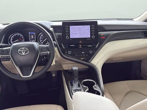 Used 2024 Toyota Camry LE image 22