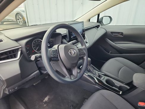 Used 2022 Toyota Corolla LE image 14