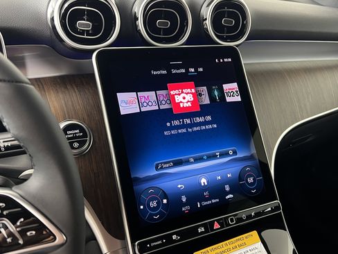 Used 2026 Mercedes-Benz GLC 300 4MATIC image 29