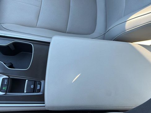 Used 2020 Honda Accord Touring image 36