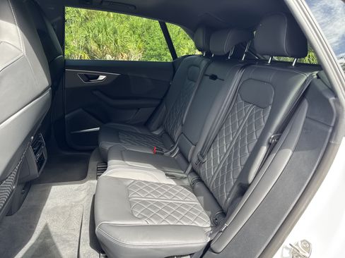 New 2026 Audi SQ8 Premium Plus AWD/4WD image 17