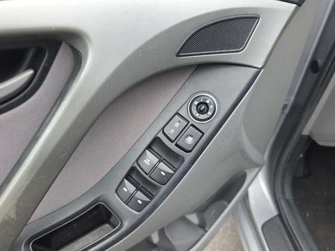 Used 2015 Hyundai Elantra SE w/ Option Group 02 FWD image 16