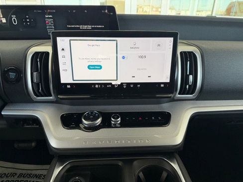 New 2026 Ford Expedition Active image 14