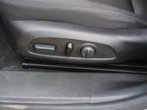 Used 2023 Chevrolet Malibu LT FWD image 9