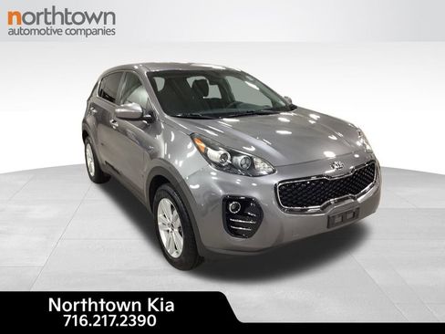 Certified 2018 Kia Sportage LX image 2