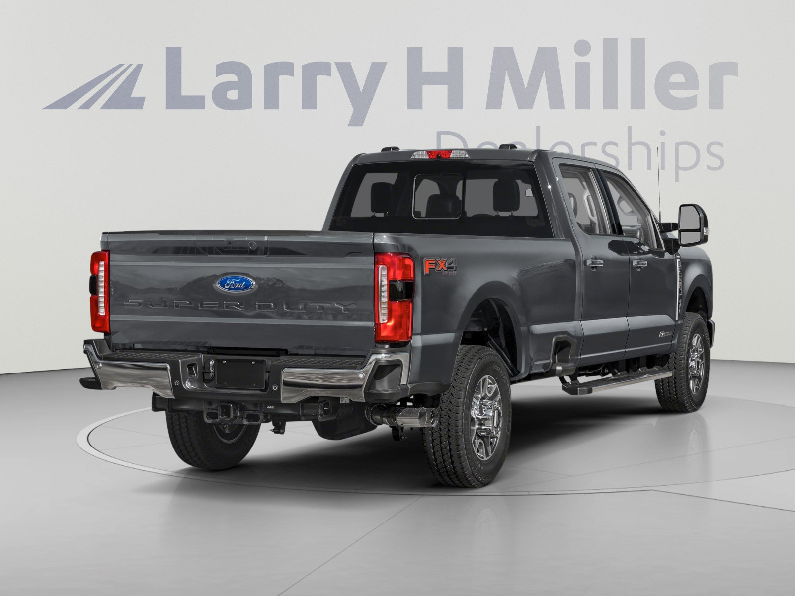Used 2023 Ford F350 Lariat w/ Lariat Ultimate Package AWD/4WD image 2