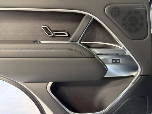 Used 2024 Land Rover Range Rover SE image 34