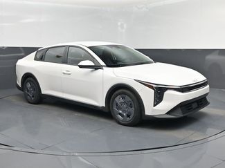 Certified 2025 Kia K4 FWD video 1