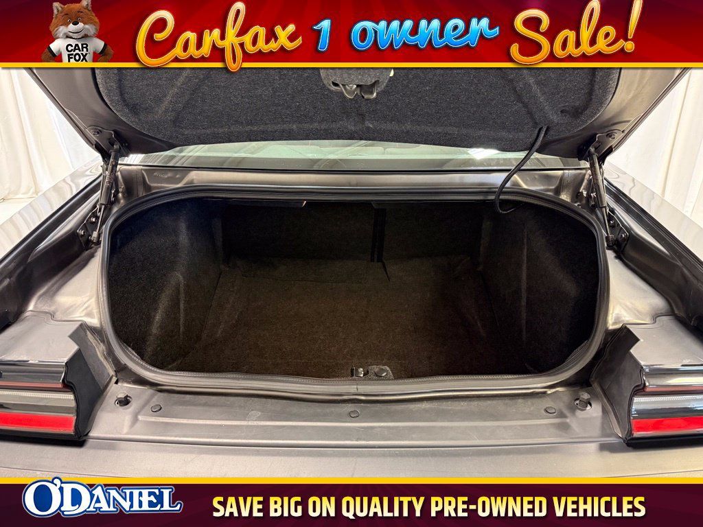 Used 2023 Dodge Challenger SXT RWD image 17
