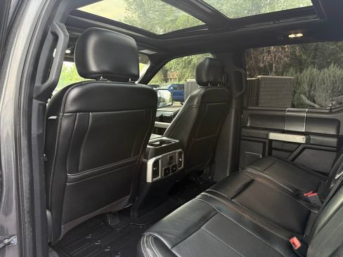 Used 2020 Ford F150 Lariat w/ Equipment Group 502A Luxury AWD/4WD image 34