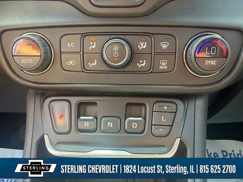 Used 2021 GMC Terrain SLE AWD/4WD image 22
