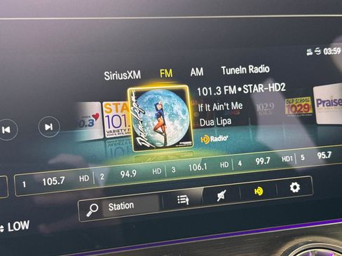 Used 2022 Mercedes-Benz AMG GT 43 image 25