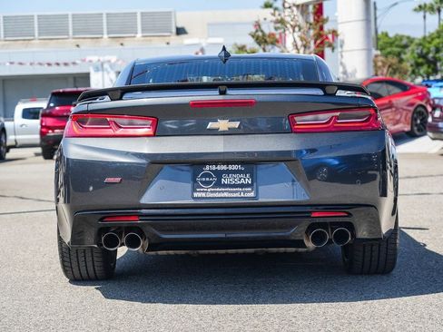 Used 2017 Chevrolet Camaro SS RWD image 7