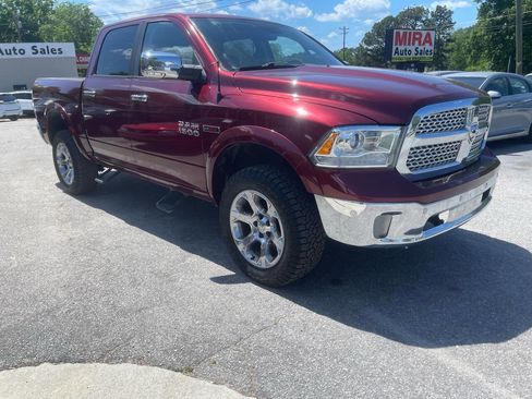 Used 2018 RAM 1500 Laramie w/ Convenience Group image 4