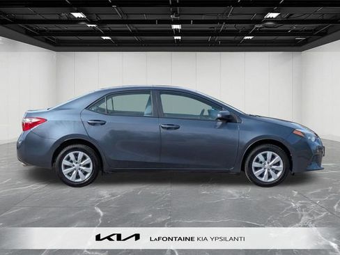 Used 2016 Toyota Corolla LE FWD image 6
