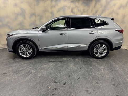 Used 2023 Acura MDX 3.5L SH-AWD image 3