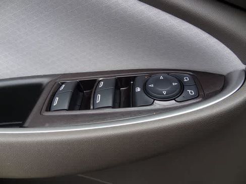 Used 2022 Chevrolet Malibu LS FWD image 13